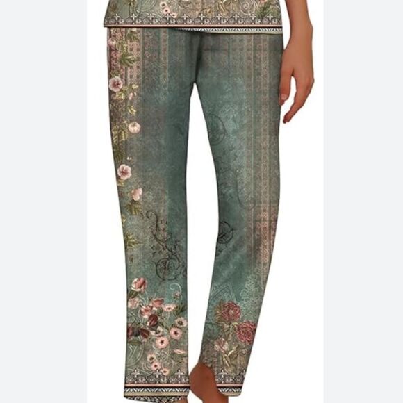 Two-Piece Perfect Travel Set. Boho, Arty, Soft Girl - Picture 3 of 14